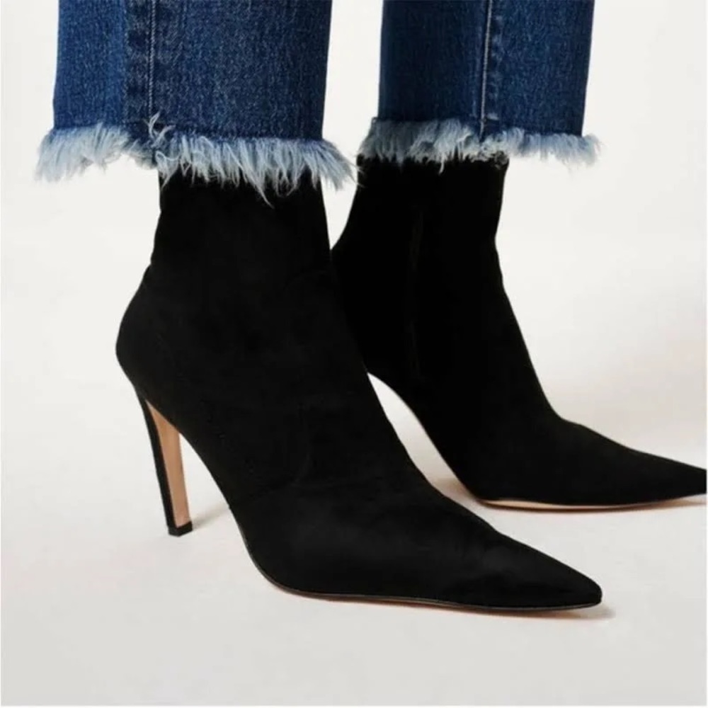 GOOD AMERICAN NWOB ICON SUEDE BOOTIE